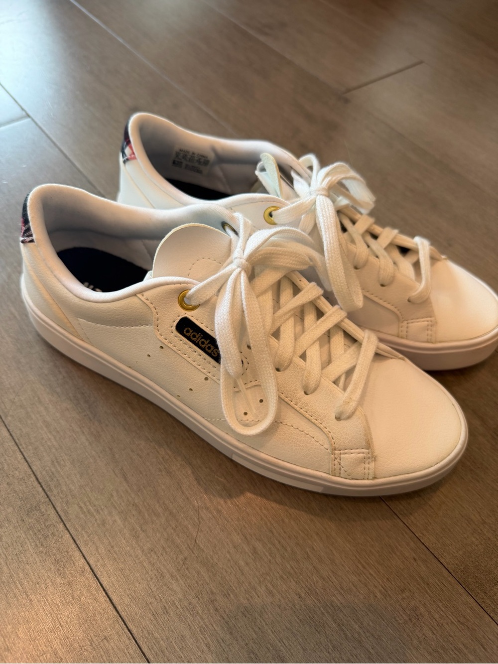 Adidas Originals White Sneakers with Plaid Detail on Back - Picture 1 of 5
